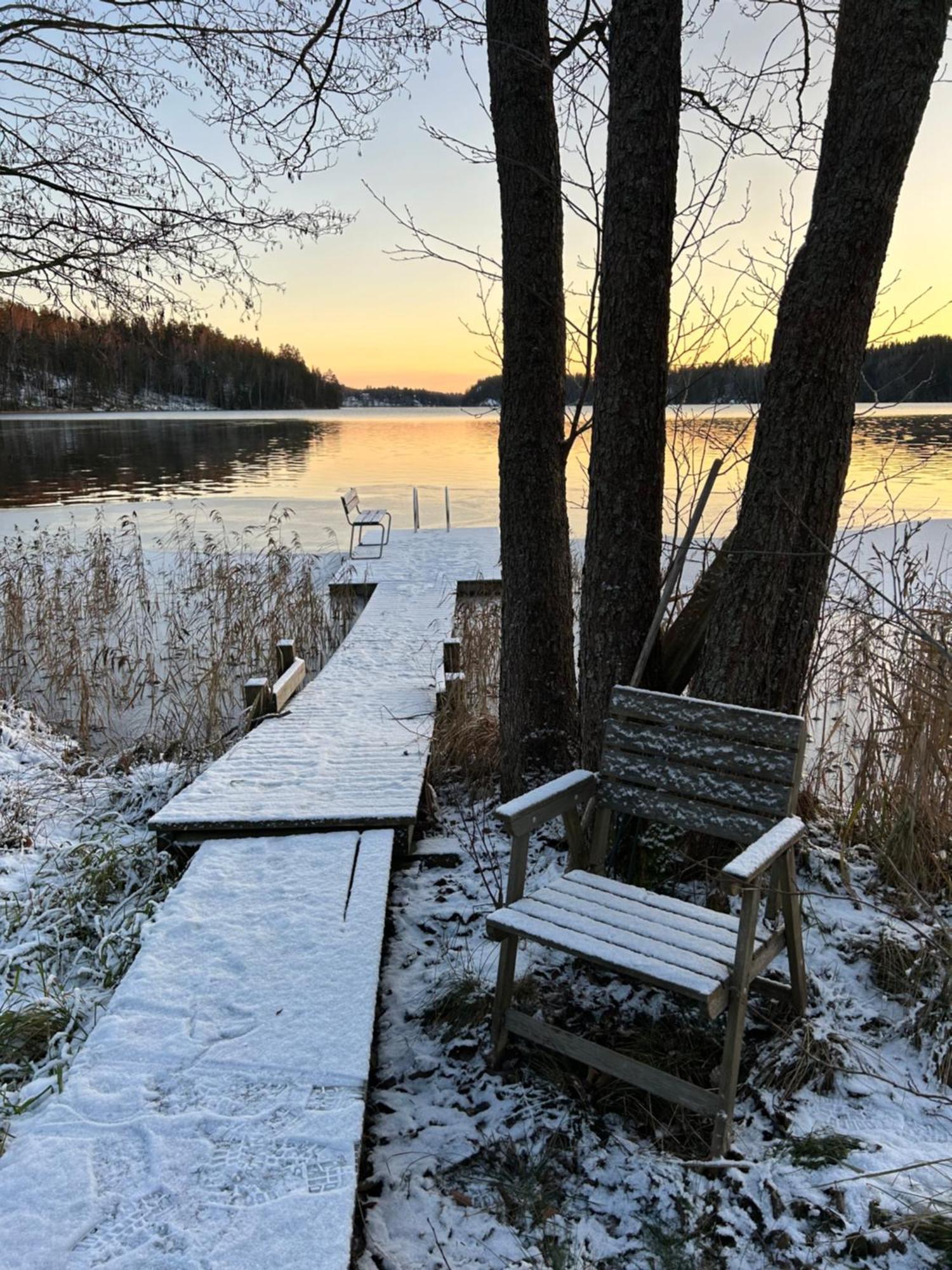 Sauna Cabin In The Heart Of Nuuksio National Park - Moekki Nuuksiossa Espoo Exterior photo