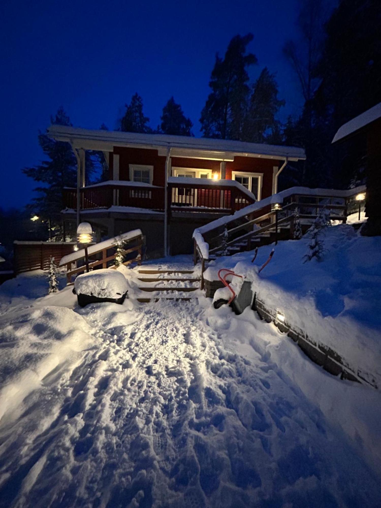 Sauna Cabin In The Heart Of Nuuksio National Park - Moekki Nuuksiossa Espoo Exterior photo